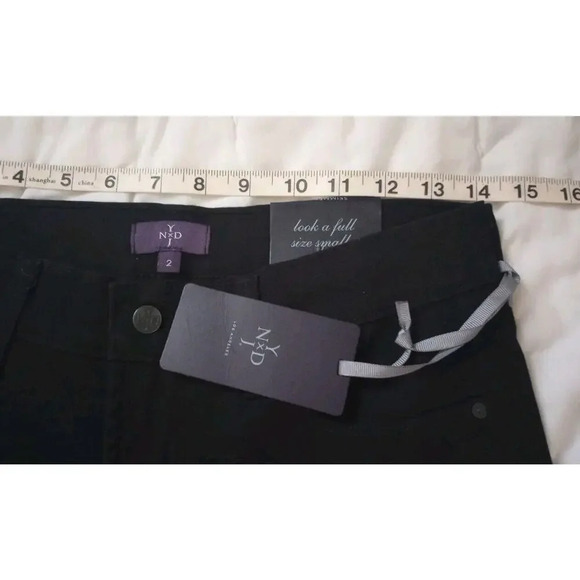 NYDJ SKIMMER Sz 2 Not Your Daughters Jeans Black capri cropped shorts Sz 28 New - Picture 8 of 10